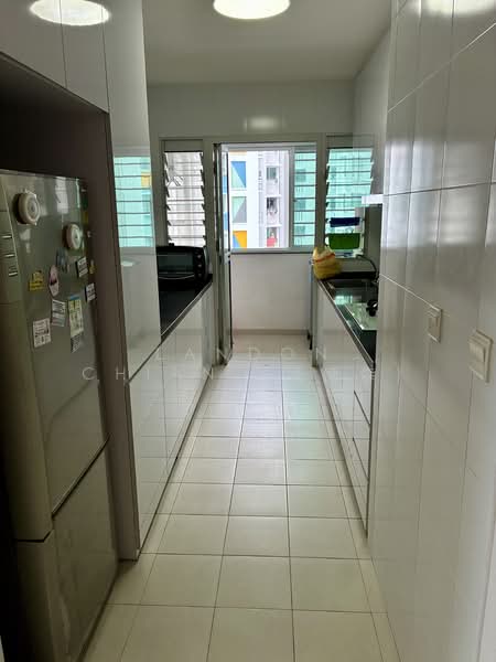 453C Fernvale Road, 453C Fernvale Road, 3 Bedrooms, 990 sqft, HDB Flat For Rent, by Landon Chian (钱德森), 500149780 - kitchen - PropertyGuru.com.sg