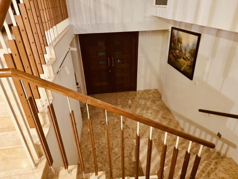 Novena Area. Walk to Novena Square/Velocity/Mrt, , 5 Bedrooms, 4,000 sqft, Semi-Detached House For Rent, by BK Tan, 500149784 - Entrance - PropertyGuru.com.sg