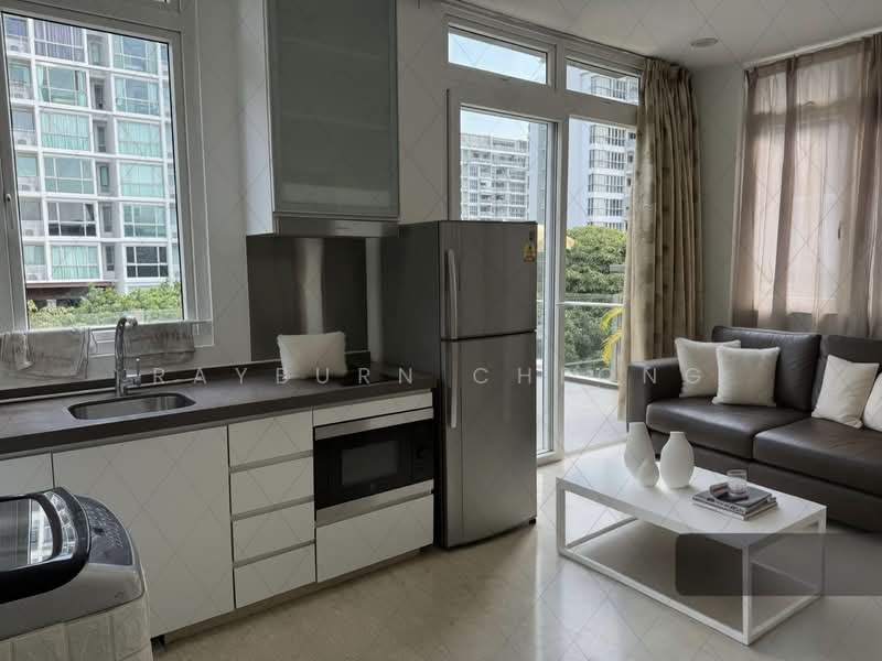 999 Leasehold Condo near the beach for Retirement and/or Legacy Plan, , 1 Bedroom, 560 sqft, Condominium For Sale, by Rayburn Cheong, 500149785 - Living area - PropertyGuru.com.sg