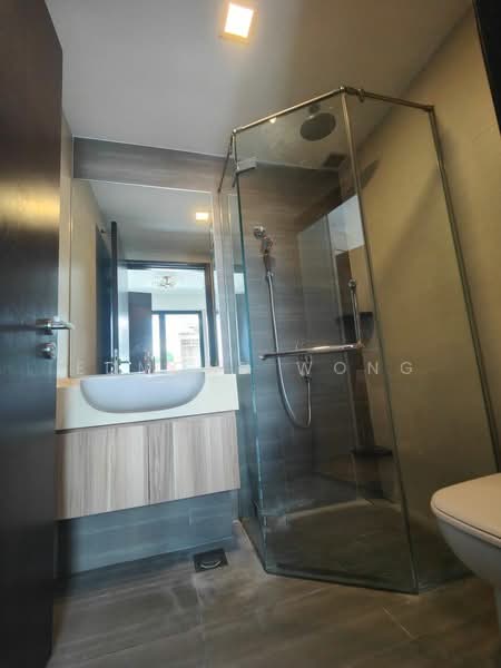 NottingHill Suites, 29A Toh Tuck Road, 1 Bedroom, 398 sqft, Condominium For Rent, by Edmond Wong, 500149790 - Bathroom - PropertyGuru.com.sg