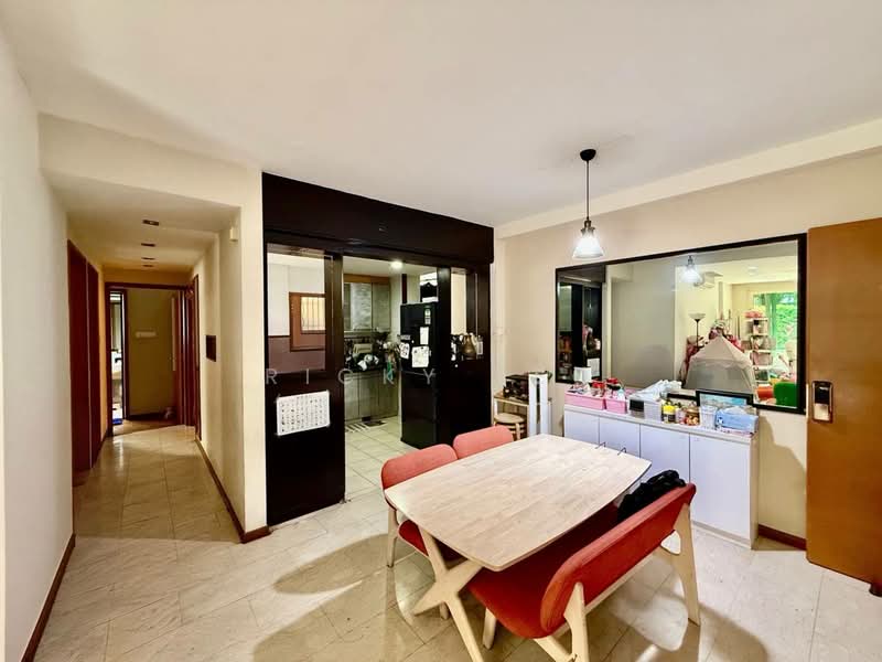 Lilydale, 560 Yishun Ave 6, 3 Bedrooms, 1,356 sqft, Condominium For Sale, by Ricky Teo, 500149793 - Corridor - PropertyGuru.com.sg