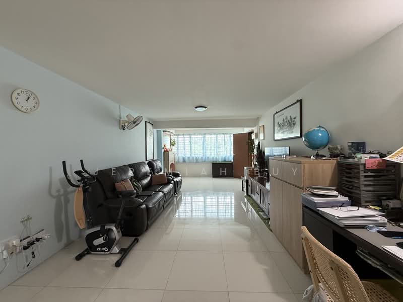 605 Bedok Reservoir Road, 605 Bedok Reservoir Road, 3 Bedrooms, 1,302 sqft, HDB Flat For Sale, by Jeremiah Buy, 500149800 - Living Room - PropertyGuru.com.sg