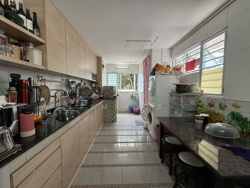 605 Bedok Reservoir Road, 605 Bedok Reservoir Road, 3 Bedrooms, 1,302 sqft, HDB Flat For Sale, by Jeremiah Buy, 500149800 - Kitchen - PropertyGuru.com.sg