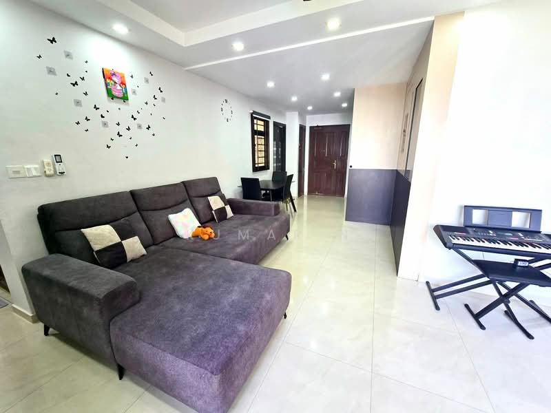 154 Rivervale Crescent, 154 Rivervale Crescent, 3 Bedrooms, 979 sqft, HDB Flat For Sale, by Kumar N, 500149801 - Living Room - PropertyGuru.com.sg
