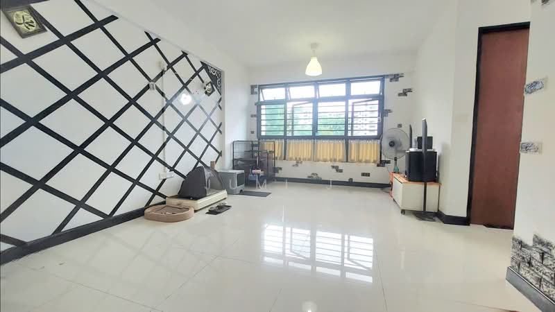 818A Choa Chu Kang Avenue 1, 818A Choa Chu Kang Avenue 1, 2 Bedrooms, 721 sqft, HDB Flat For Sale, by Jumi J, 500149802 - Living Room - PropertyGuru.com.sg