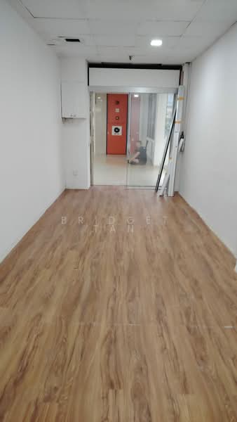 Upper Serangoon Shopping Centre, 756 Upper Serangoon Road, 238 sqft, Mall Shop For Rent, by Bridget Tan, 500149816 - Interior - CommercialGuru.com.sg