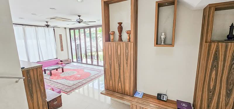 HUGE FH Semi-D @ 2c Sennett Road, Sennett Road, 8 Bedrooms, 3,980 sqft, Semi-Detached House For Sale, by Michael Lee, 500149820 - Living Room - PropertyGuru.com.sg