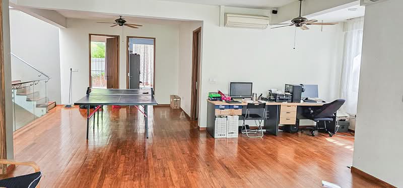 HUGE FH Semi-D @ 2c Sennett Road, Sennett Road, 8 Bedrooms, 3,980 sqft, Semi-Detached House For Sale, by Michael Lee, 500149820 - Study - PropertyGuru.com.sg