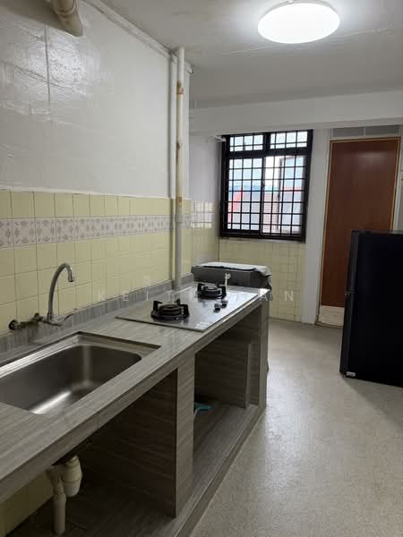4 Upper Aljunied Lane, 4 Upper Aljunied Lane, Room Rental, 150 sqft, HDB Flat For Rent, by Keith Tan, 500149831 - Kitchen - PropertyGuru.com.sg