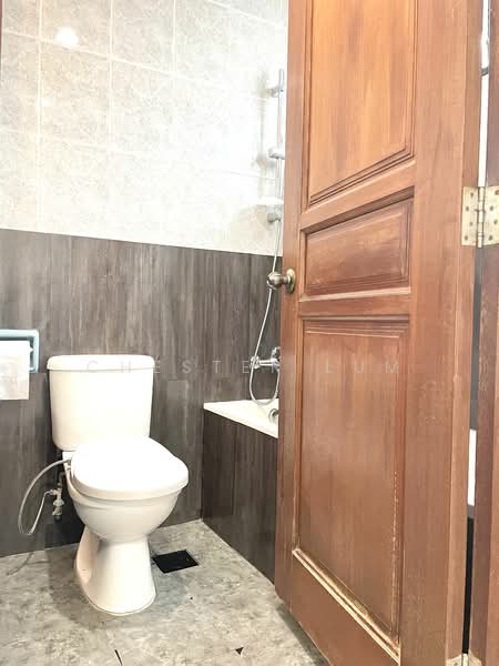Carpmael Road, , Room Rental, 200 sqft, Terraced House For Rent, by Chester Lum, 500149834 - Bathroom - PropertyGuru.com.sg