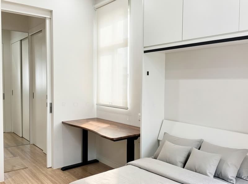 Robin Residences, 1 Robin Drive, Tanglin / Holland / Bukit Timah, 6 Bedrooms, 2,939 sqft, Condominium For Sale, by Roger Khera, 500149835 - Bedroom with walk in wardrobe - PropertyGuru.com.sg