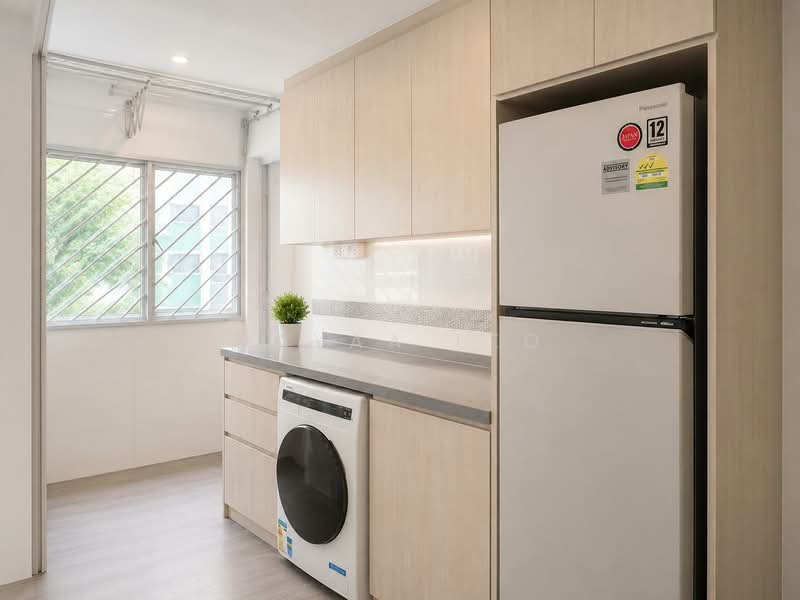 466 Jurong West Street 41, 466 Jurong West Street 41, 3 Bedrooms, 1,001 sqft, HDB Flat For Rent, by Dayaa Leo, 500149839 - Kitchen - PropertyGuru.com.sg