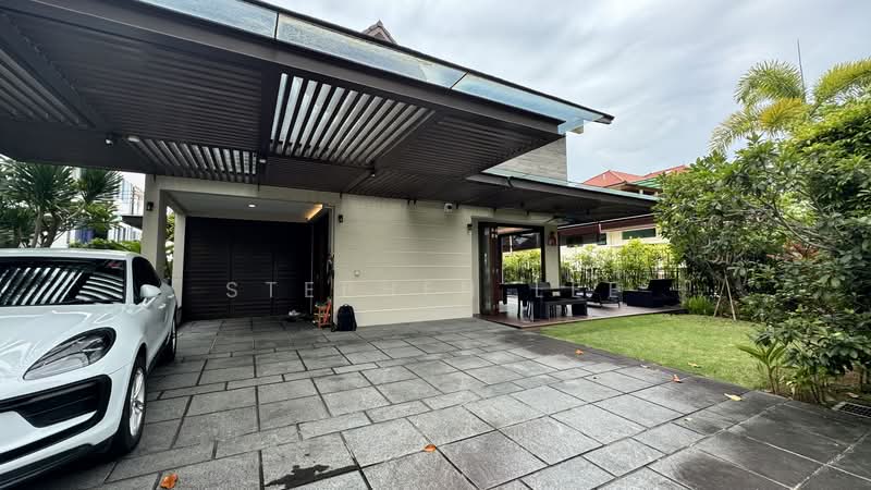 Changi Grove, Lengkok Mariam, 6 Bedrooms, 4,582 sqft, Detached House For Rent, by Stephen Lee, 500149843 - Park 3 cars with one EV charger - PropertyGuru.com.sg
