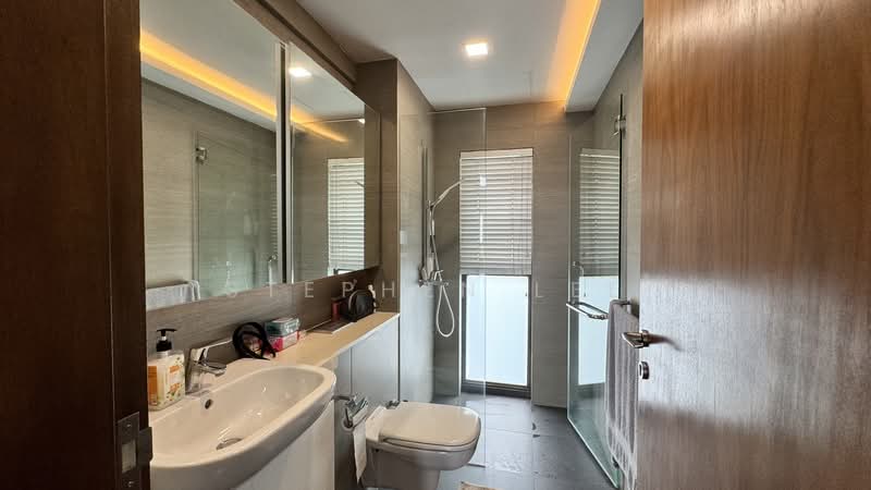 Changi Grove, Lengkok Mariam, 6 Bedrooms, 4,582 sqft, Detached House For Rent, by Stephen Lee, 500149843 - Bathroom - PropertyGuru.com.sg