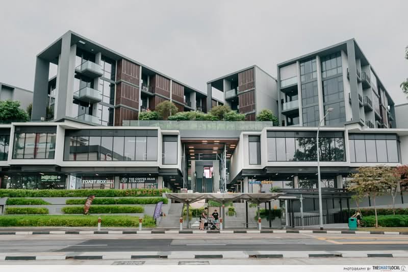 Changi Grove, Lengkok Mariam, 6 Bedrooms, 4,582 sqft, Detached House For Rent, by Stephen Lee, 500149843 - 2 minutes walk to KOMO shops,supermarket - PropertyGuru.com.sg