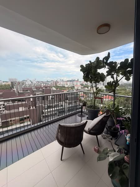 d'Leedon (Former Farrer Court), 13 Leedon Heights, 3 Bedrooms, 1,507 sqft, Condominium For Sale, by Sarah Hiew, 500149849 - Balcony - PropertyGuru.com.sg