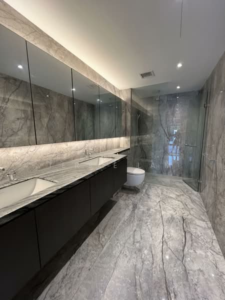 Shrewsbury Road, Shrewsbury Road, 5 Bedrooms, 6,062 sqft, Terraced House For Sale, by Terrie Lam, 500149850 - Bathroom - PropertyGuru.com.sg