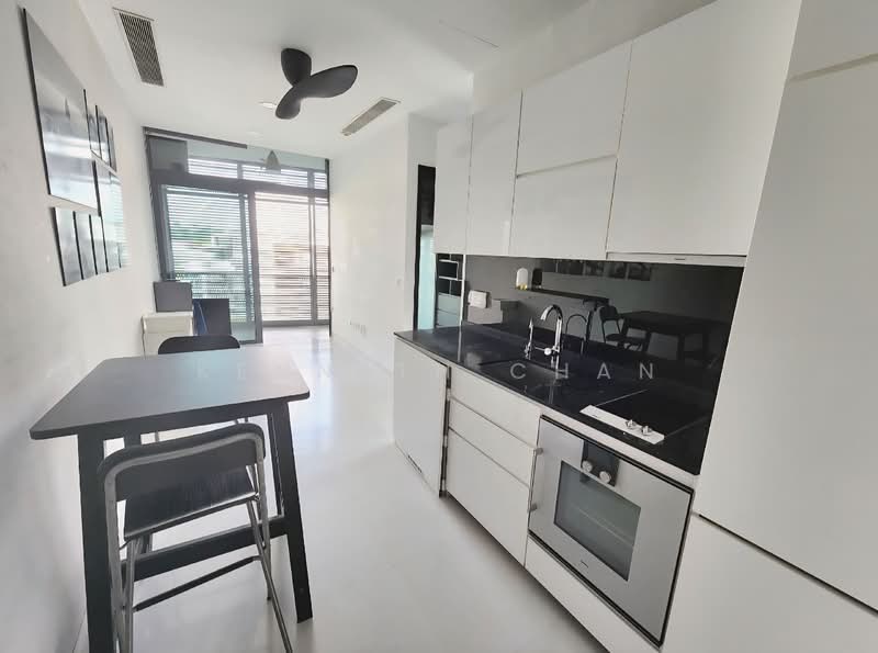 Robin Suites, 25 Robin Road, 2 Bedrooms, 549 sqft, Apartment For Sale, by Kenneth Chan, 500149851 - Kitchen - PropertyGuru.com.sg