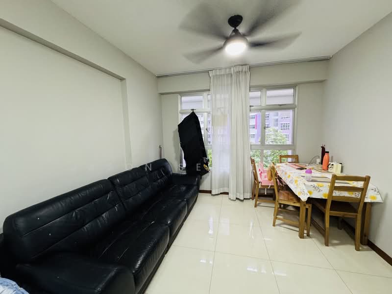 221A Sumang Lane, 221A Sumang Lane, 2 Bedrooms, 732 sqft, HDB Flat For Sale, by Jason Selvaraj, 500149860 - Living Room - PropertyGuru.com.sg