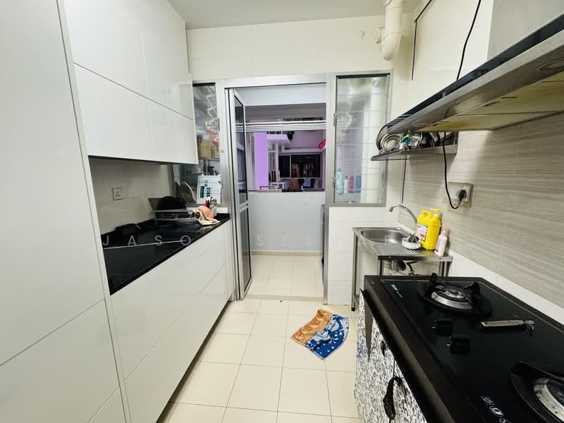221A Sumang Lane, 221A Sumang Lane, 2 Bedrooms, 732 sqft, HDB Flat For Sale, by Jason Selvaraj, 500149860 - Kitchen - PropertyGuru.com.sg