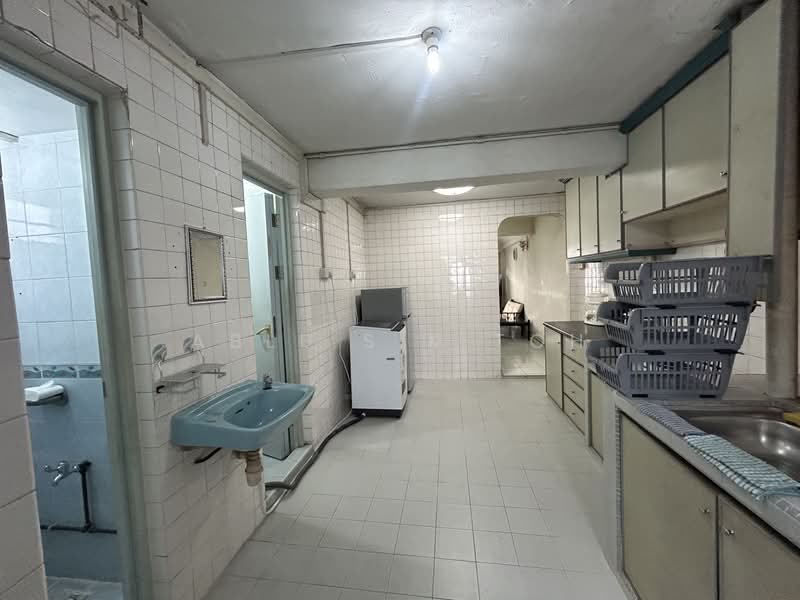 45 Sims Drive, 45 Sims Drive, 2 Bedrooms, 700 sqft, HDB Flat For Rent, by Able S.K Toh, 500149864 - Kitchen - PropertyGuru.com.sg
