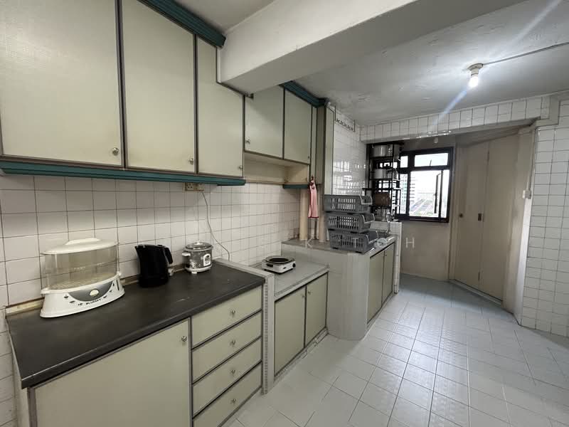 45 Sims Drive, 45 Sims Drive, 2 Bedrooms, 700 sqft, HDB Flat For Rent, by Able S.K Toh, 500149864 - Kitchen - PropertyGuru.com.sg