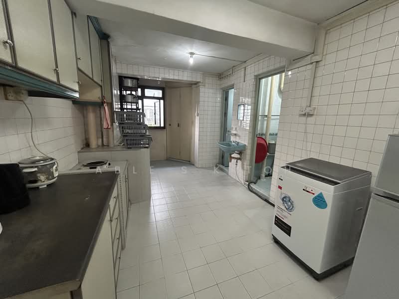 45 Sims Drive, 45 Sims Drive, 2 Bedrooms, 700 sqft, HDB Flat For Rent, by Able S.K Toh, 500149864 - Kitchen - PropertyGuru.com.sg