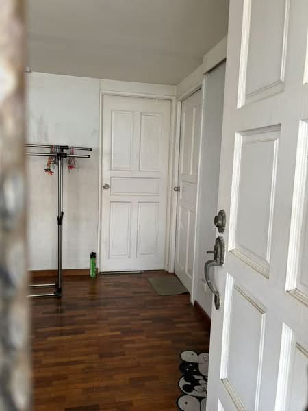 755 Yishun Street 72, 755 Yishun Street 72, Room Rental, 180 sqft, HDB Flat For Rent, by Rebecca Xu, 500149865 - Entrance - PropertyGuru.com.sg