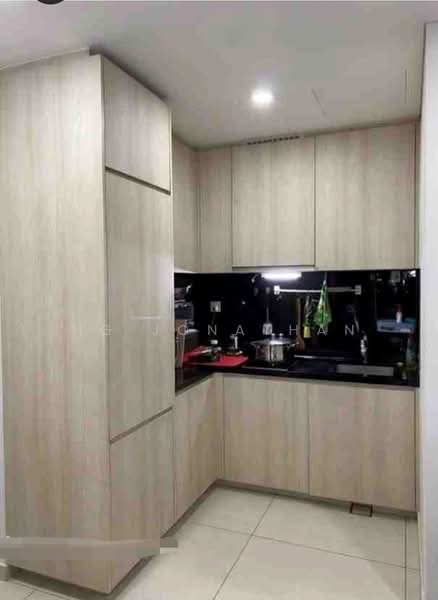 The Promenade @ Pelikat, 183 Jalan Pelikat, 2 Bedrooms, 624 sqft, Condominium For Rent, by Ng Jonathan, 500149873 - Kitchen - PropertyGuru.com.sg