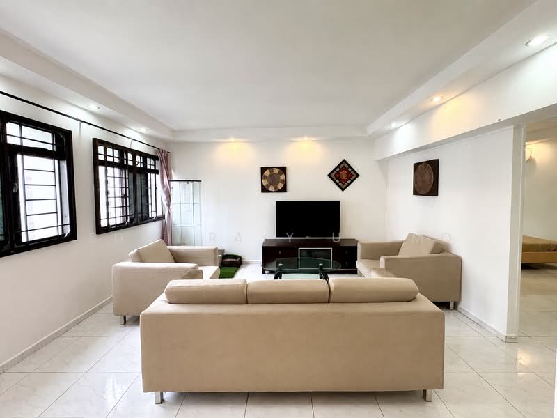 658B Jurong West Street 65, 658B Jurong West Street 65, 3 Bedrooms, 1,194 sqft, HDB Flat For Sale, by Budi Rayy Utomo, 500149880 - Living Room - PropertyGuru.com.sg