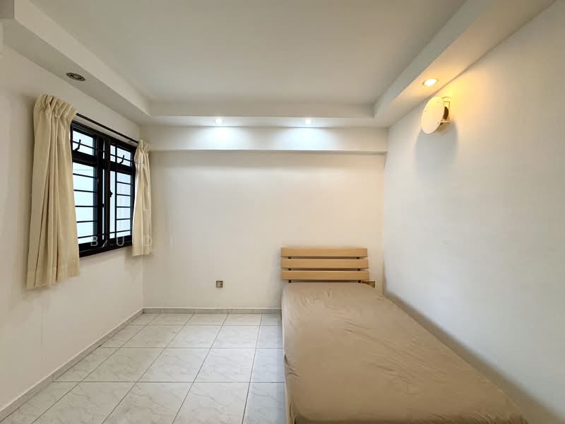 658B Jurong West Street 65, 658B Jurong West Street 65, 3 Bedrooms, 1,194 sqft, HDB Flat For Sale, by Budi Rayy Utomo, 500149880 - Bedroom - PropertyGuru.com.sg
