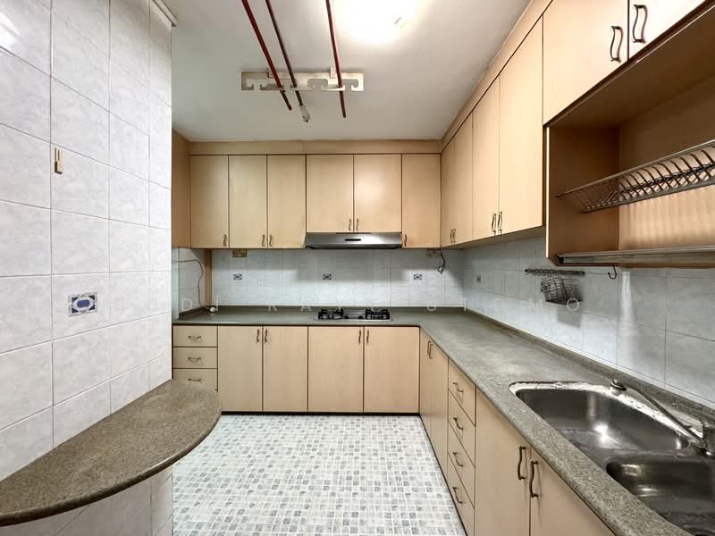 658B Jurong West Street 65, 658B Jurong West Street 65, 3 Bedrooms, 1,194 sqft, HDB Flat For Sale, by Budi Rayy Utomo, 500149880 - Kitchen - PropertyGuru.com.sg