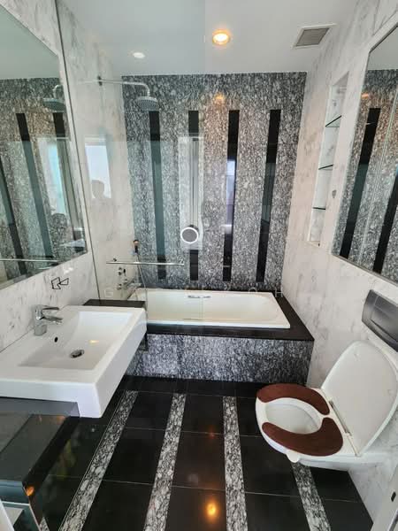 The Metz, 83 Devonshire Road, 1 Bedroom, 581 sqft, Condominium For Rent, by Gary Koh, 500149889 - Bathroom - PropertyGuru.com.sg