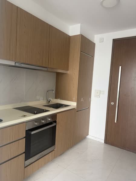 Spottiswoode 18, 18 Spottiswoode Park Road, 1 Bedroom, 387 sqft, Condominium For Sale, by Roy Tan, 500149892 - Kitchen - PropertyGuru.com.sg