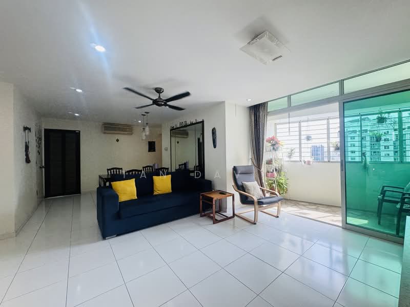 106D Punggol Field, 106D Punggol Field, 3 Bedrooms, 1,184 sqft, HDB Flat For Sale, by Tan David, 500149905 - Living Room - PropertyGuru.com.sg