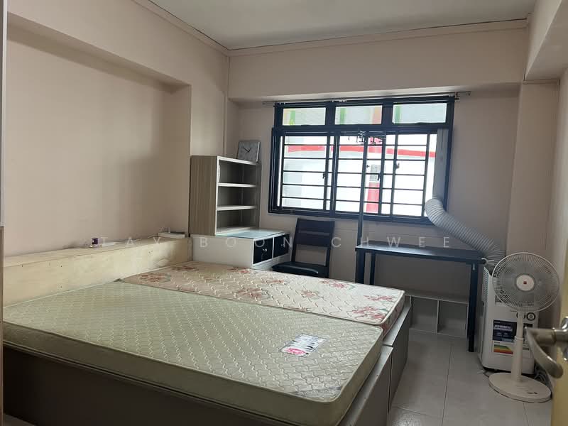 309 Canberra Road, 309 Canberra Road, 4 Bedrooms, 1,313 sqft, HDB Flat For Sale, by Tay Boon Chwee, 500149917 - Bedroom - PropertyGuru.com.sg