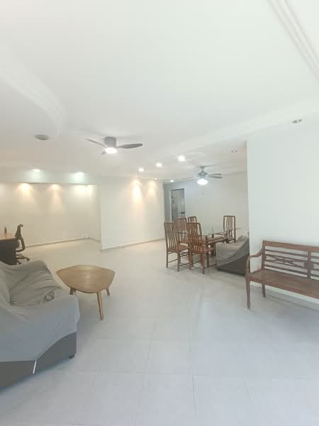 225C Compassvale Walk, 225C Compassvale Walk, 3 Bedrooms, 1,452 sqft, HDB Flat For Rent, by Shawn Phua, 500149920 - Living Room - PropertyGuru.com.sg