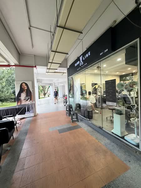 Blk 166 Bukit Batok West Ave 8, Blk 166 Bukit Batok West Ave 8, 850 sqft, Shop / Shophouse For Rent, by Jane Lee, 500149933 - CommercialGuru.com.sg