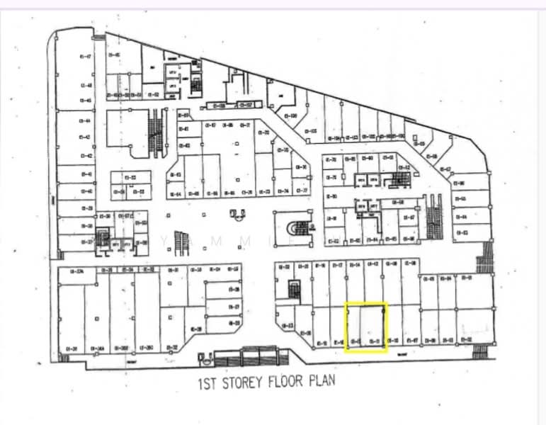 Lucky Plaza, 304 Orchard Road, 884 sqft, Mall Shop For Rent, by Yammie Ho, 500149946 - CommercialGuru.com.sg