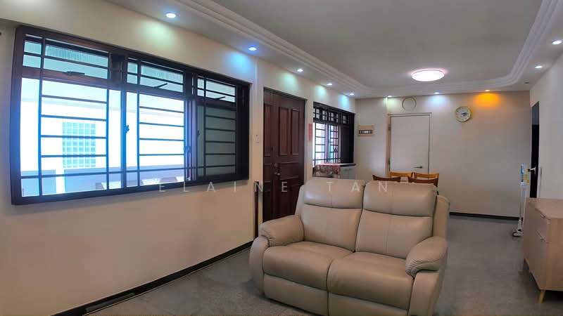86 Telok Blangah Heights, 86 Telok Blangah Heights, 3 Bedrooms, 968 sqft, HDB Flat For Rent, by Elaine Tan, 500149947 - Living Room - PropertyGuru.com.sg