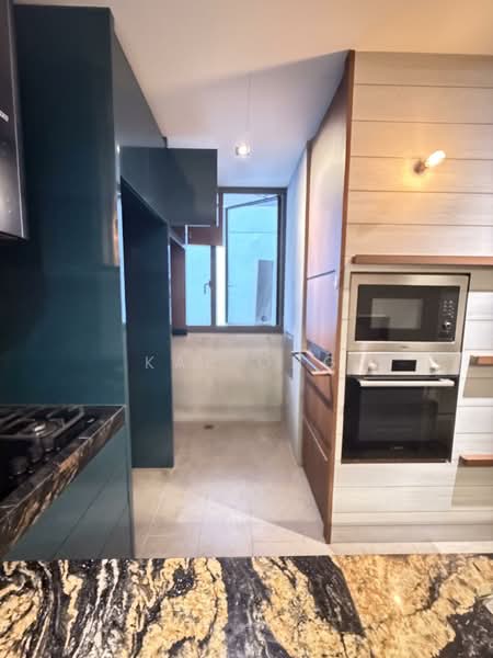 Stratum, 80 Elias Road, 2 Bedrooms, 947 sqft, Condominium For Rent, by Kal Ong, 500149952 - Kitchen - PropertyGuru.com.sg