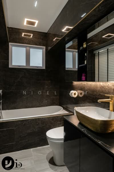 961 Hougang Avenue 9, 961 Hougang Avenue 9, 4 Bedrooms, 1,474 sqft, HDB Flat For Sale, by Nigel J M, 500149959 - Bathroom - PropertyGuru.com.sg