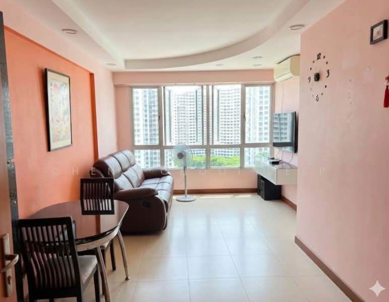 430B Fernvale Link, 430B Fernvale Link, 2 Bedrooms, 721 sqft, HDB Flat For Rent, by Cheng Chooi Deep, 500149961 - Living Room - PropertyGuru.com.sg