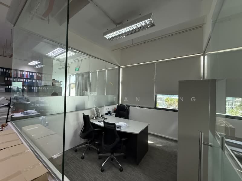 UB. One, 81 Ubi Avenue 4, 3,035 sqft, Light Industrial (B1) For Sale, by Melvin Tan Meng Liang, 500149963 - Interior - CommercialGuru.com.sg