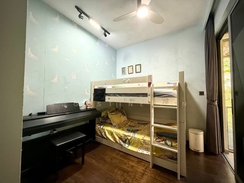 Eight Courtyards, 18 Canberra Drive, 3 Bedrooms, 1,141 sqft, Condominium For Rent, by Augustine Tan, 500149967 - Bedroom - PropertyGuru.com.sg