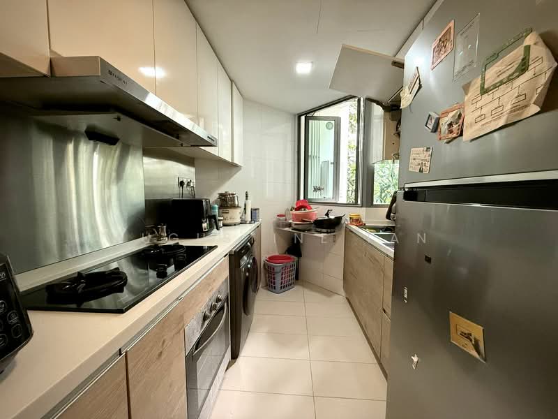 Eight Courtyards, 18 Canberra Drive, 3 Bedrooms, 1,141 sqft, Condominium For Rent, by Augustine Tan, 500149967 - Kitchen - PropertyGuru.com.sg
