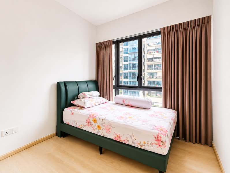 Good value. Rare high floor. Pool facing. 3br near Seletar Mall, , 3 Bedrooms, 1,130 sqft, Condominium For Sale, by Adiel Ng, 500149973 - Bedroom - PropertyGuru.com.sg