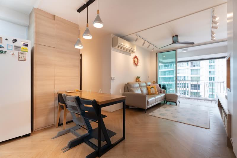 273B Bishan Street 24, 273B Bishan Street 24, 3 Bedrooms, 1,023 sqft, HDB Flat For Sale, by Michael Chen, 500149978 - Living Room - PropertyGuru.com.sg