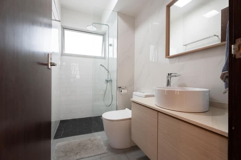 273B Bishan Street 24, 273B Bishan Street 24, 3 Bedrooms, 1,023 sqft, HDB Flat For Sale, by Michael Chen, 500149978 - Bathroom - PropertyGuru.com.sg