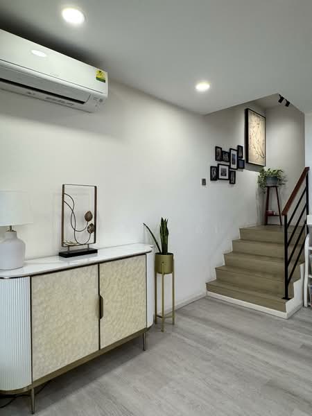Terrace @ Sixth Ave, Sixth Avenue, 3 Bedrooms, 2,500 sqft, Terraced House For Sale, by Rose Lai, 500149979 - PropertyGuru.com.sg